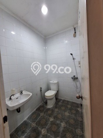 KAWASAN KOMERSIAL! Ruko Disewakan di Jembatan Lima, Luas 400m2m², Lokasi Strategis KAWASAN KOMERSIAL! Ruko Disewakan di Jembatan Lima, Luas 400m2m², Lokasi Strategis