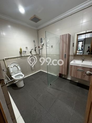 Rumah Kontrakan Jakarta Utara LT 200m2 LB 350m2 Area Muara Karang Rumah Kontrakan Jakarta Utara LT 200m2 LB 350m2 Area Muara Karang