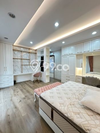 Rumah Elit Modern Tanpa Renovasi di Golf Island Jakarta Utara Rumah Elit Modern Tanpa Renovasi di Golf Island Jakarta Utara