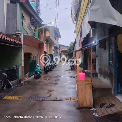 Rumah Modern 6 KT di Kalideres Jakarta Barat Unfurnished Rumah Modern 6 KT di Kalideres Jakarta Barat Unfurnished