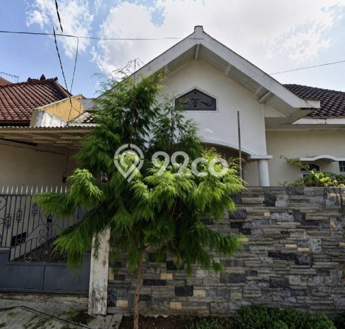 Dijual Cepat Rumah Bagus Siap Huni LB 180m2 di Lowokwaru, Malang Dijual Cepat Rumah Bagus Siap Huni LB 180m2 di Lowokwaru, Malang