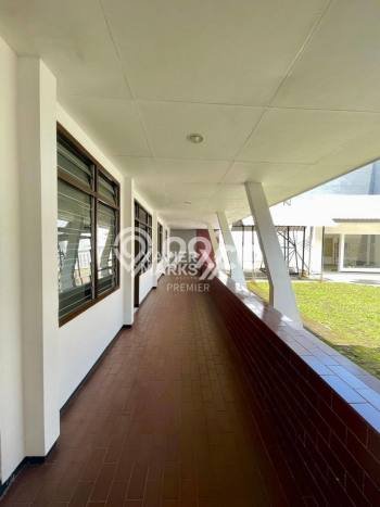 Lokasi strategis! Rumah siap huni dikontrakkan di Klojen LB 500m2 Lokasi strategis! Rumah siap huni dikontrakkan di Klojen LB 500m2