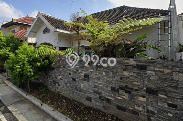 Dijual Cepat Rumah Bagus Siap Huni LB 180m2 di Lowokwaru, Malang Dijual Cepat Rumah Bagus Siap Huni LB 180m2 di Lowokwaru, Malang