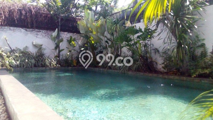 Rumah di Kemang, 5 KM, Area Strategis, Luas 600m2m² LB 552m2m² Rumah di Kemang, 5 KM, Area Strategis, Luas 600m2m² LB 552m2m²