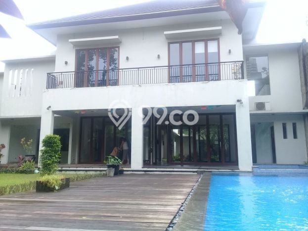Rumah di Kemang, Akses ke Fasilitas, LT 800m² Rumah di Kemang, Akses ke Fasilitas, LT 800m²