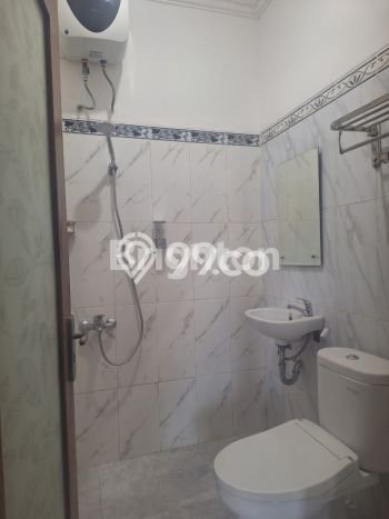 INVESTASI TEPAT! Rumah di Colomadu, Luas 95m2m² LB 161m2m² INVESTASI TEPAT! Rumah di Colomadu, Luas 95m2m² LB 161m2m²