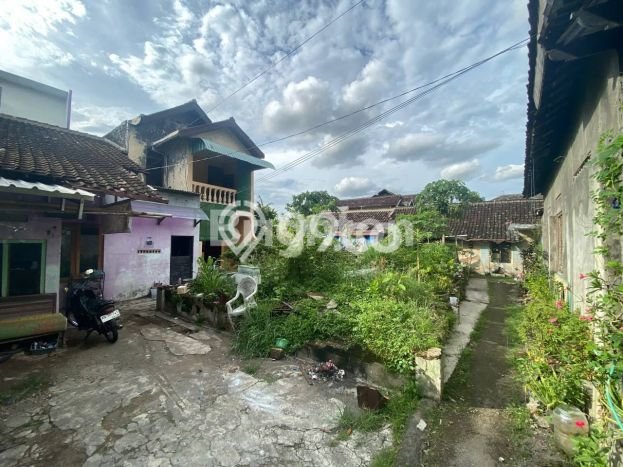 Tanah untuk Dijual Lokasi Jebres, Solo Luas 154m2 SHM Tanah untuk Dijual Lokasi Jebres, Solo Luas 154m2 SHM