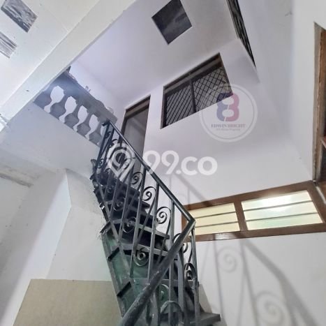 Hot Offer Hunian Premium Ideal dan Luas di Kebayoran Lama, Jakarta Selatan Hot Offer Hunian Premium Ideal dan Luas di Kebayoran Lama, Jakarta Selatan