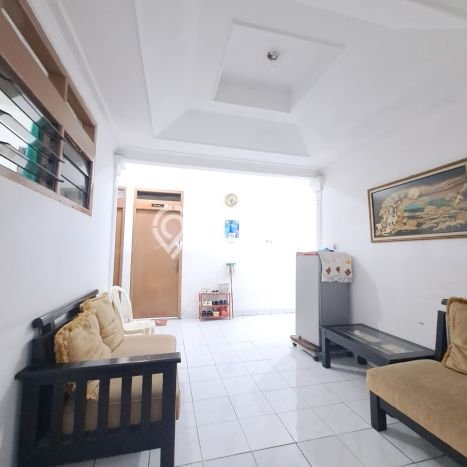 Hot Offer Hunian Premium Ideal dan Luas di Kebayoran Lama, Jakarta Selatan Hot Offer Hunian Premium Ideal dan Luas di Kebayoran Lama, Jakarta Selatan