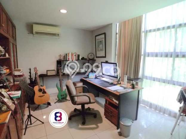 Best Deal Hunian Premium Ideal dan Luas di Cinere, Depok Best Deal Hunian Premium Ideal dan Luas di Cinere, Depok