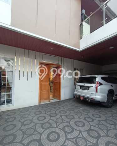 Rumah Luxury Modern Siap Huni di Rempoa Tangerang Selatan Rumah Luxury Modern Siap Huni di Rempoa Tangerang Selatan