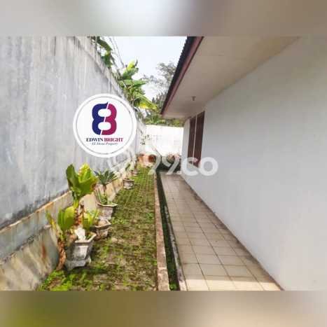 Rumah Luxury Modern Tanpa Renovasi di Bintaro Tangerang Selatan Rumah Luxury Modern Tanpa Renovasi di Bintaro Tangerang Selatan