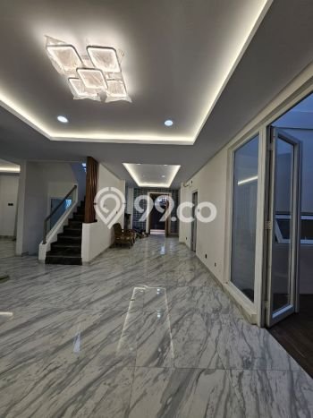 Rumah 4 KT 3 KM LT 215m2m², LB 300m2m² di Karang Tengah, Tangerang Rumah 4 KT 3 KM LT 215m2m², LB 300m2m² di Karang Tengah, Tangerang
