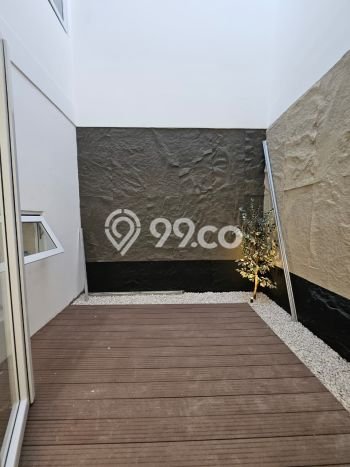 Rumah 4 KT 3 KM LT 215m2m², LB 300m2m² di Karang Tengah, Tangerang Rumah 4 KT 3 KM LT 215m2m², LB 300m2m² di Karang Tengah, Tangerang