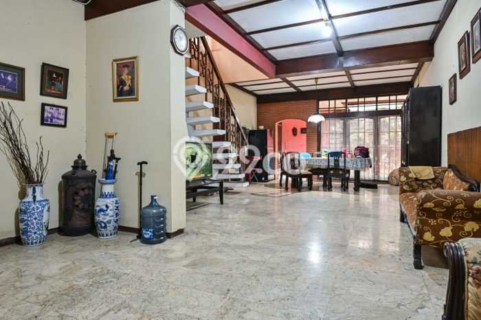Hunian Elit LB 400m2 Siap Huni Desain Elegan di Rawamangun, Jakarta Timur Hunian Elit LB 400m2 Siap Huni Desain Elegan di Rawamangun, Jakarta Timur
