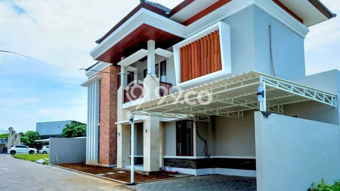Ready to Use! Premium House LT 198m2 Desain Elegan di Sanur Ready to Use! Premium House LT 198m2 Desain Elegan di Sanur