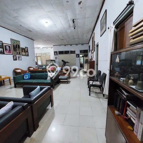 Hunian Elit LB 400m2 Siap Huni Desain Elegan di Pejaten, Jakarta Selatan Hunian Elit LB 400m2 Siap Huni Desain Elegan di Pejaten, Jakarta Selatan