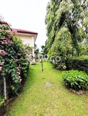 Dijual Rumah Luas Elegan Dengan View Cantik di Rancamaya, Bogor Dijual Rumah Luas Elegan Dengan View Cantik di Rancamaya, Bogor