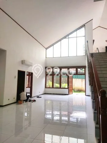 Rumah sewa siap huni 5 KT di Bangka, Jakarta Selatan Rumah sewa siap huni 5 KT di Bangka, Jakarta Selatan