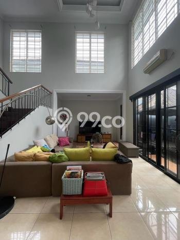 Rumah Luxury Modern Tanpa Renovasi di BSD City Tangerang Rumah Luxury Modern Tanpa Renovasi di BSD City Tangerang