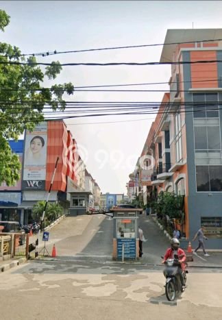 Unit Ruko Dijual di Tangerang Selatan LT 60m2 & LB 200m2 Unit Ruko Dijual di Tangerang Selatan LT 60m2 & LB 200m2