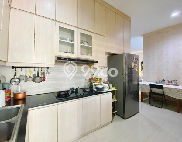 For Sale! Premium House LT 139m2 Desain Elegan di Pondok Labu For Sale! Premium House LT 139m2 Desain Elegan di Pondok Labu