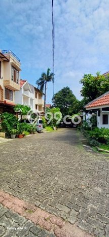 Rumah Luas Asri 4 KT Siap Huni di Pangkalan Jati Depok Rumah Luas Asri 4 KT Siap Huni di Pangkalan Jati Depok