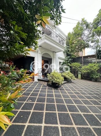 Rumah Elit Modern Siap Huni di Pondok Indah Jakarta Selatan Rumah Elit Modern Siap Huni di Pondok Indah Jakarta Selatan