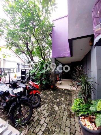 Peluang Investasi! Rumah Kost Dijual di Cilandak, Jakarta Selatan, 24 KT, 24 KM, Luas 400m2 Peluang Investasi! Rumah Kost Dijual di Cilandak, Jakarta Selatan, 24 KT, 24 KM, Luas 400m2