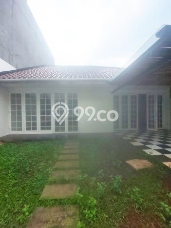 Rumah sewa siap pakai 3 Kamar Tidur di Gandaria, Jakarta Selatan Rumah sewa siap pakai 3 Kamar Tidur di Gandaria, Jakarta Selatan