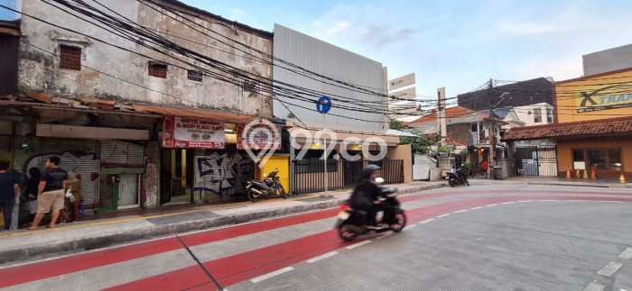 Ruko Bagus LT 299m2 LB 400m2 Dijual di Menteng Jakarta Pusat Ruko Bagus LT 299m2 LB 400m2 Dijual di Menteng Jakarta Pusat