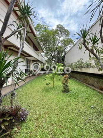 Rumah Mewah LB 1220m2 Siap Pakai Desain Elegan di Pondok Indah, Jakarta Selatan Rumah Mewah LB 1220m2 Siap Pakai Desain Elegan di Pondok Indah, Jakarta Selatan