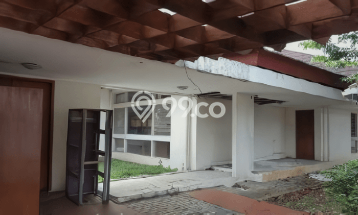 Jual Cepat Hunian Mewah Klasik di Jakarta Selatan Jual Cepat Hunian Mewah Klasik di Jakarta Selatan