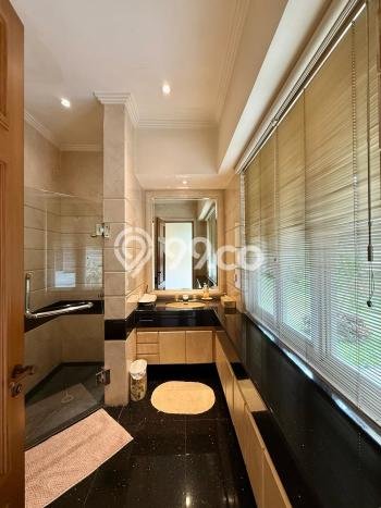 Rumah Mewah LB 1220m2 Siap Pakai Desain Elegan di Pondok Indah, Jakarta Selatan Rumah Mewah LB 1220m2 Siap Pakai Desain Elegan di Pondok Indah, Jakarta Selatan