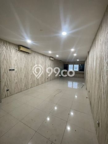 Area Strategis! Disewakan Ruko Lokasi Kebayoran Lama, Jakarta Selatan Cocok untuk Bisnis Area Strategis! Disewakan Ruko Lokasi Kebayoran Lama, Jakarta Selatan Cocok untuk Bisnis