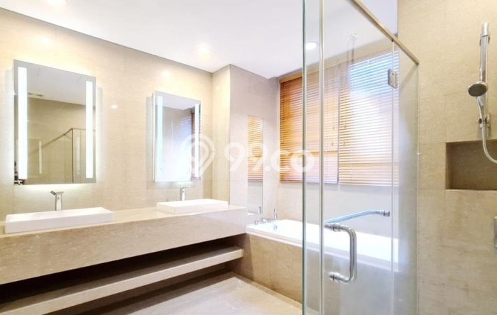 Sewa Apartemen Minimalis 177m2 Punya 3 KT, 2 KM, Lokasi di Kebayoran Lama Sewa Apartemen Minimalis 177m2 Punya 3 KT, 2 KM, Lokasi di Kebayoran Lama
