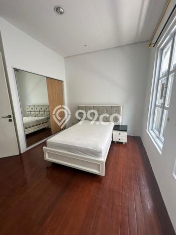 Disewakan! Rumah 4 Kamar Tidur &
3 Kamar Mandi di Pondok Indah, Jakarta Selatan Disewakan! Rumah 4 Kamar Tidur &
3 Kamar Mandi di Pondok Indah, Jakarta Selatan