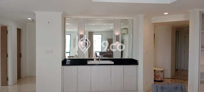 Apartemen Sewa 3 Kamar Murah Siap Huni di Jakarta Selatan, Luas 194m2 Apartemen Sewa 3 Kamar Murah Siap Huni di Jakarta Selatan, Luas 194m2