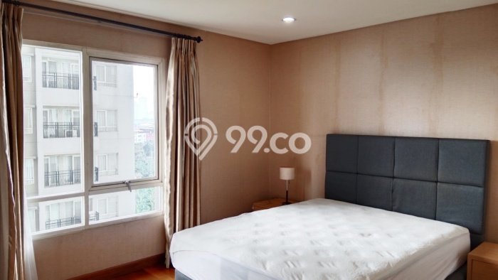 Apartemen Sewa 4 Kamar Hemat Siap Huni di Jakarta Selatan, Luas 212m2 Apartemen Sewa 4 Kamar Hemat Siap Huni di Jakarta Selatan, Luas 212m2