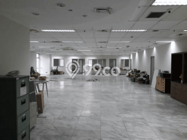 Unit Kantor Disewakan di Kebon Sirih di Area Ramai & Strategis Unit Kantor Disewakan di Kebon Sirih di Area Ramai & Strategis