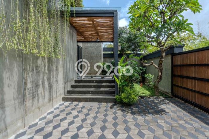 Vila Kawasan , Dimensi 325m2m², Lokasi Strategis untuk bisnis Vila Kawasan , Dimensi 325m2m², Lokasi Strategis untuk bisnis