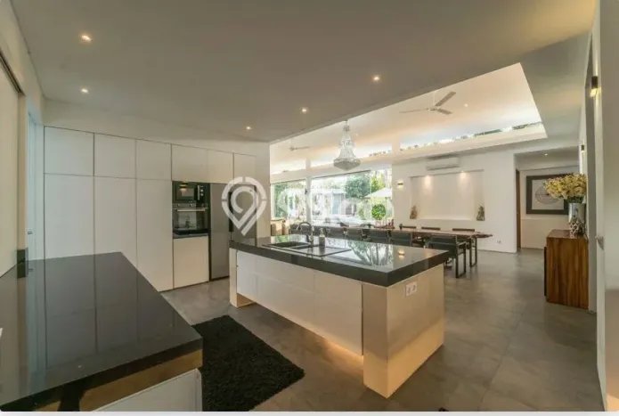 Vila Strategis Kawasan , Area 1560m2m², Dekat Badung, Badung Vila Strategis Kawasan , Area 1560m2m², Dekat Badung, Badung