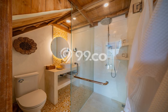 LOKASI PREMIUM! Hotel Kawasan , Luas 0m2m², Area Komersial LOKASI PREMIUM! Hotel Kawasan , Luas 0m2m², Area Komersial