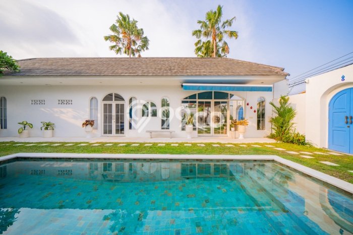 Sewa Rumah Harga Terjangkau di Seminyak Badung dengan 2 KT Sewa Rumah Harga Terjangkau di Seminyak Badung dengan 2 KT