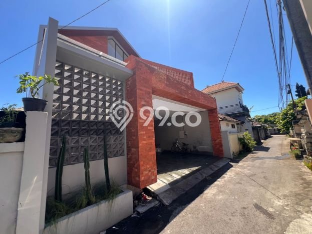 Rumah Mewah LB 200m2 Siap Pakai Desain Elegan di Sanur, Denpasar Rumah Mewah LB 200m2 Siap Pakai Desain Elegan di Sanur, Denpasar