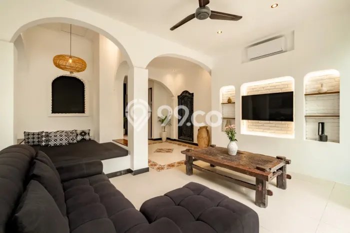 HARGA MENARIK! Vila di , Area 300m2m², Area Strategis dengan jalan bagus HARGA MENARIK! Vila di , Area 300m2m², Area Strategis dengan jalan bagus