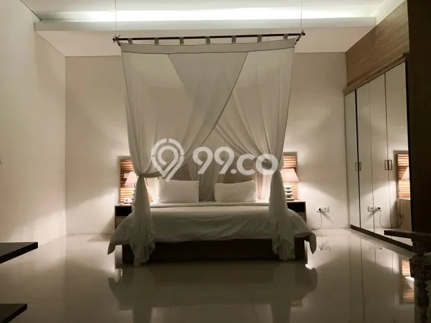 Vila Strategis di , Dimensi 340m2m², Dekat ke beragam fasilitas Vila Strategis di , Dimensi 340m2m², Dekat ke beragam fasilitas