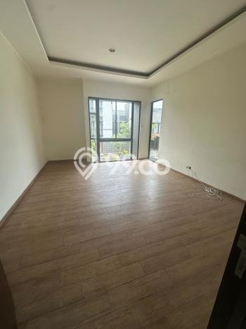 Dijual Rumah Eksklusif 4 KT di Suvarna Sutera, Tangerang Dijual Rumah Eksklusif 4 KT di Suvarna Sutera, Tangerang