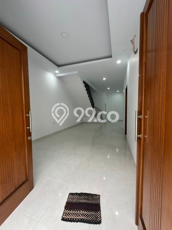 Ready to Use! Premium House LT 120m2 Desain Elegan di Muara Karang Ready to Use! Premium House LT 120m2 Desain Elegan di Muara Karang