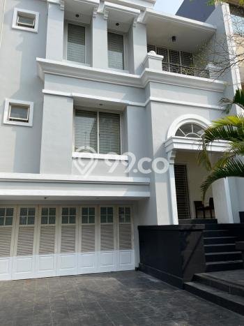 Rumah Elit Modern Tanpa Renovasi di Pantai Indah Kapuk Jakarta Utara Rumah Elit Modern Tanpa Renovasi di Pantai Indah Kapuk Jakarta Utara